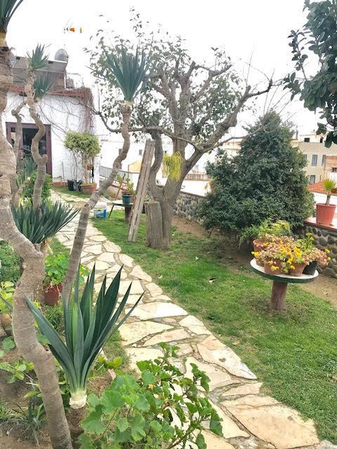 Hostal Casa Torrent Canet De Mar Ngoại thất bức ảnh